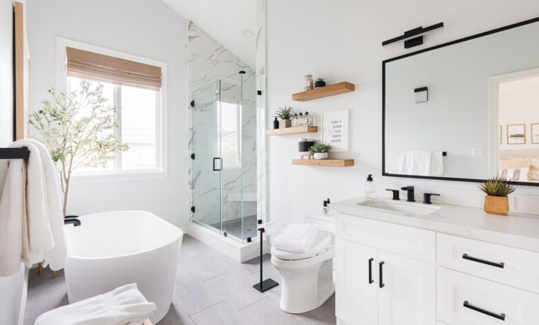 Top Bathroom Remodeling Ideas to Sell Your Home Top Bathroom Remodeling Ideas to Sell Your Home